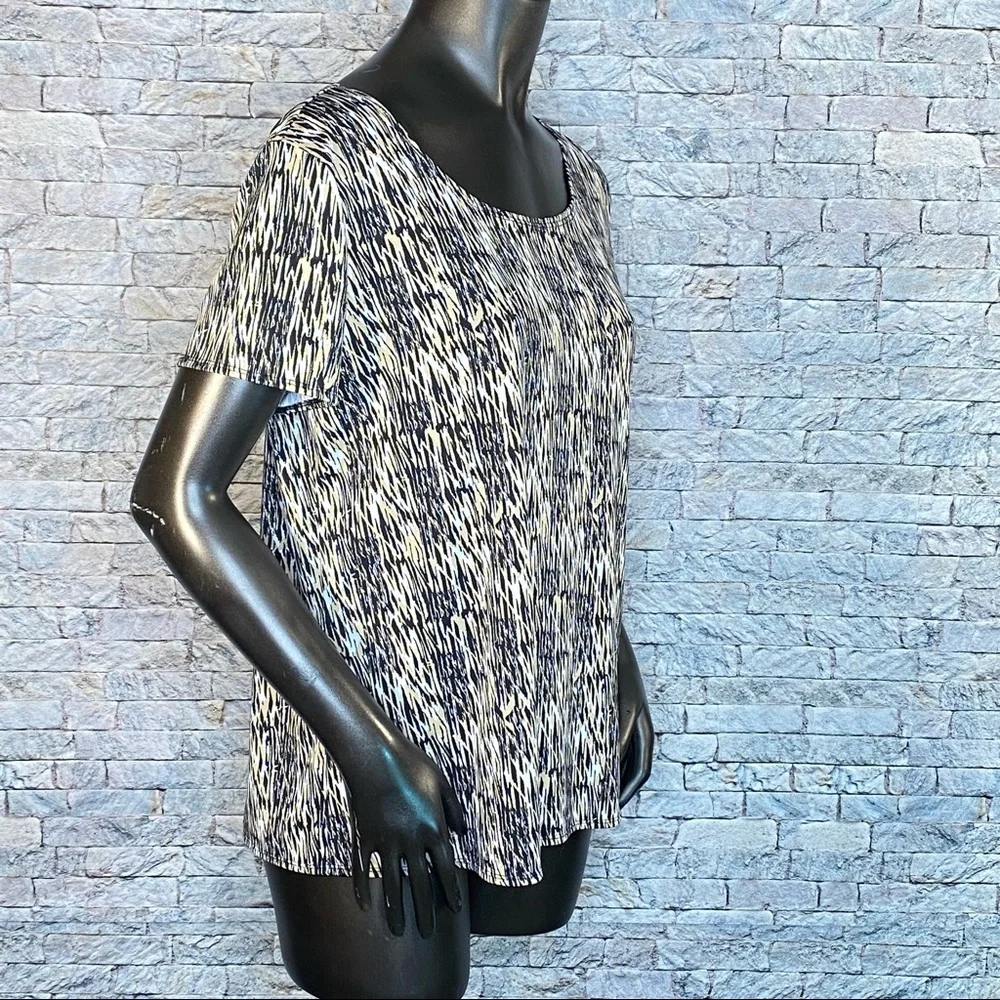 Notations Blouse - Picture 4 of 5